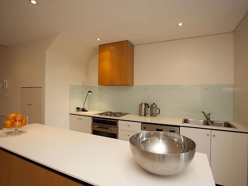 2/424 Roberts Road, Subiaco WA 6008