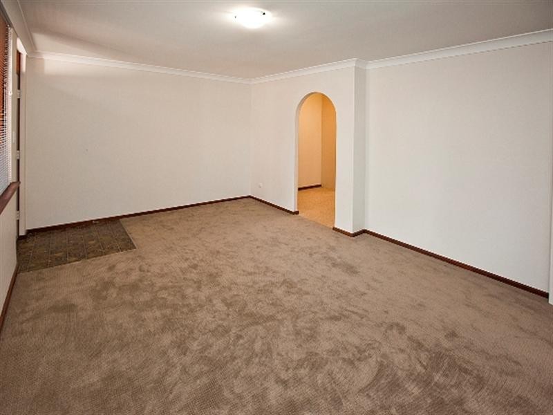 3/4 Violet Grove, Shenton Park WA 6008