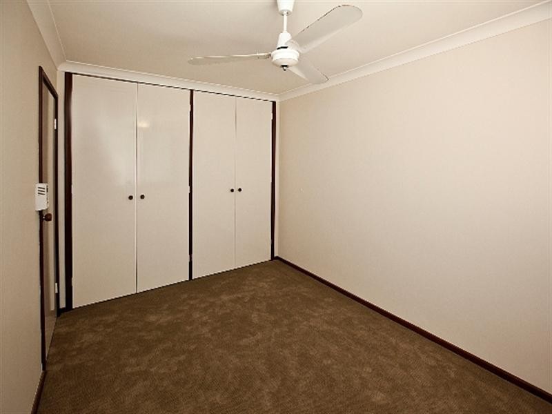 3/4 Violet Grove, Shenton Park WA 6008