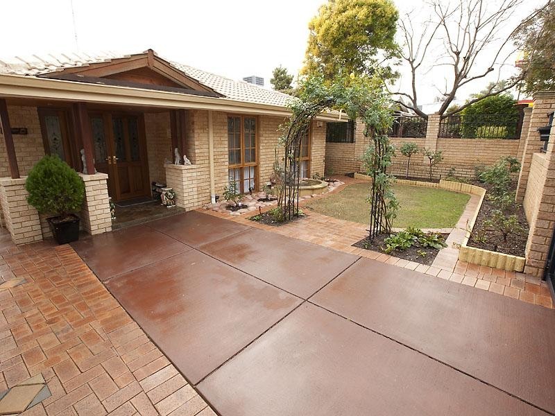 6 Cardigan Terrace, Jolimont WA 6014