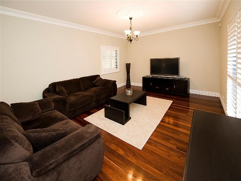 30 Jasmine Avenue, Subiaco WA 6008