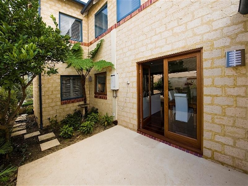 30 Jasmine Avenue, Subiaco WA 6008