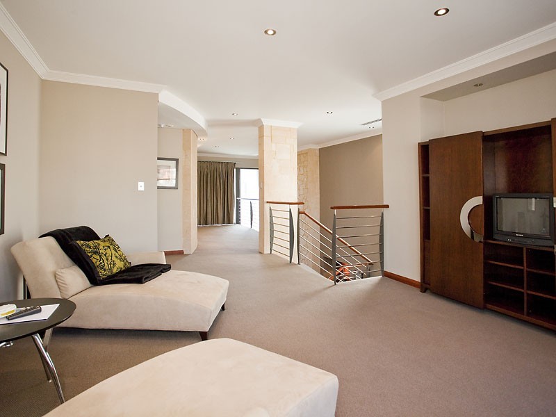 4 Allora Avenue, Subiaco WA 6008