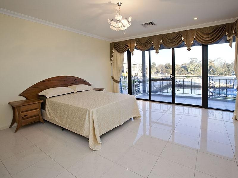 23 Tidewater Way, Ascot WA 6104