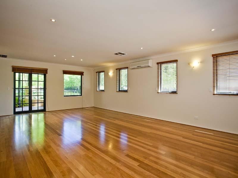 28 Mere View Way, Subiaco WA 6008