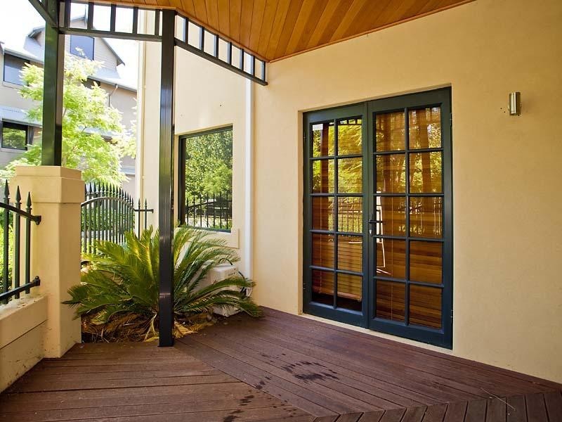 28 Mere View Way, Subiaco WA 6008