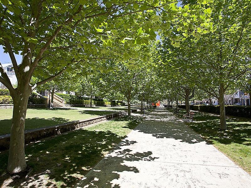 28 Mere View Way, Subiaco WA 6008