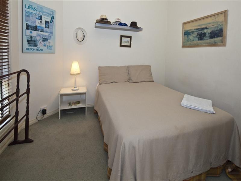 2/25 Barnfield Road, Claremont WA 6010