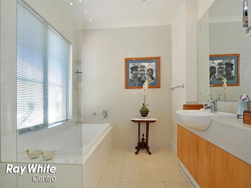 6 Allora Avenue, Subiaco WA 6008