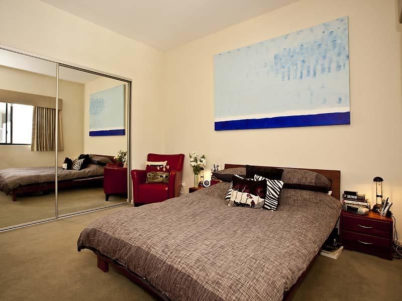 18/1 Roydhouse Street, Subiaco WA 6008