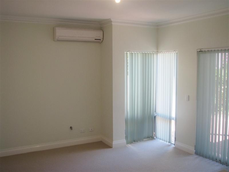 3/17 Lake Monger Drive, West Leederville WA 6007