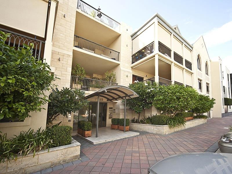 4/2 Brigid Road, Subiaco WA 6008