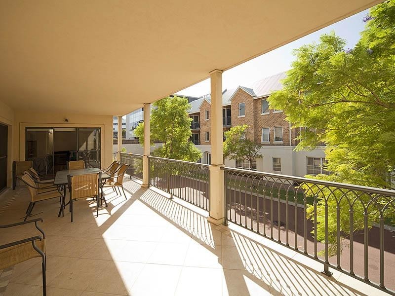 4/2 Brigid Road, Subiaco WA 6008