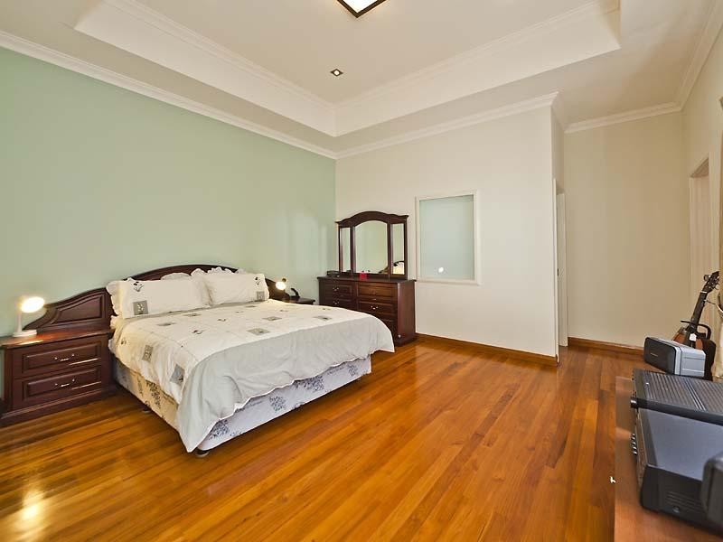 18 Allora Avenue, Subiaco WA 6008