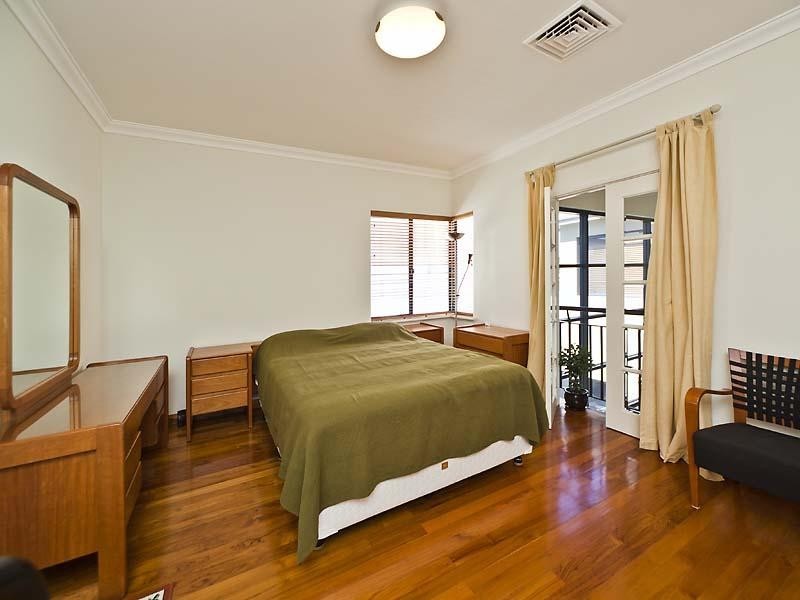 18 Allora Avenue, Subiaco WA 6008