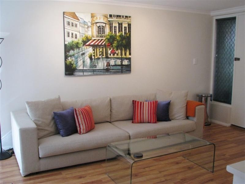 8c/25 Herdsman Parade, Wembley WA 6014