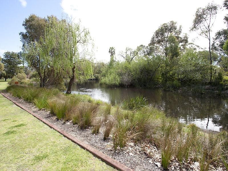 8 Rosebery Street, Jolimont WA 6014