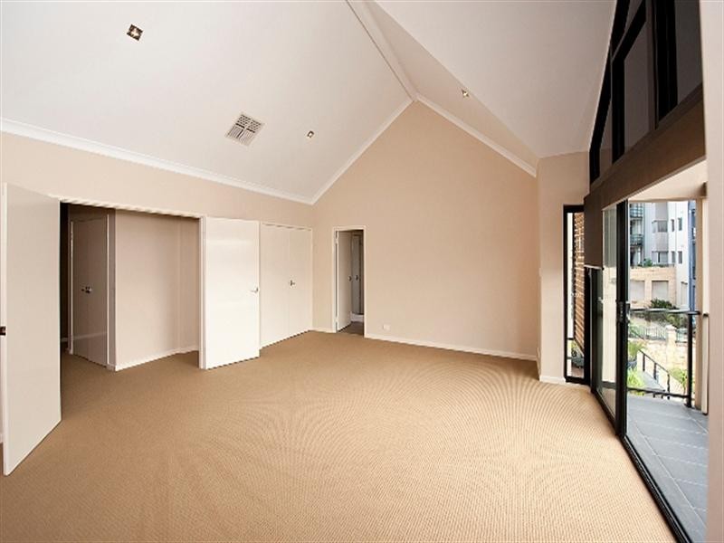 7/51 Tidewater Way, Ascot WA 6104