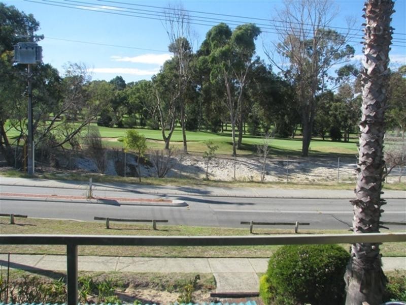 9/26 Thurlow Avenue, Yokine WA 6060