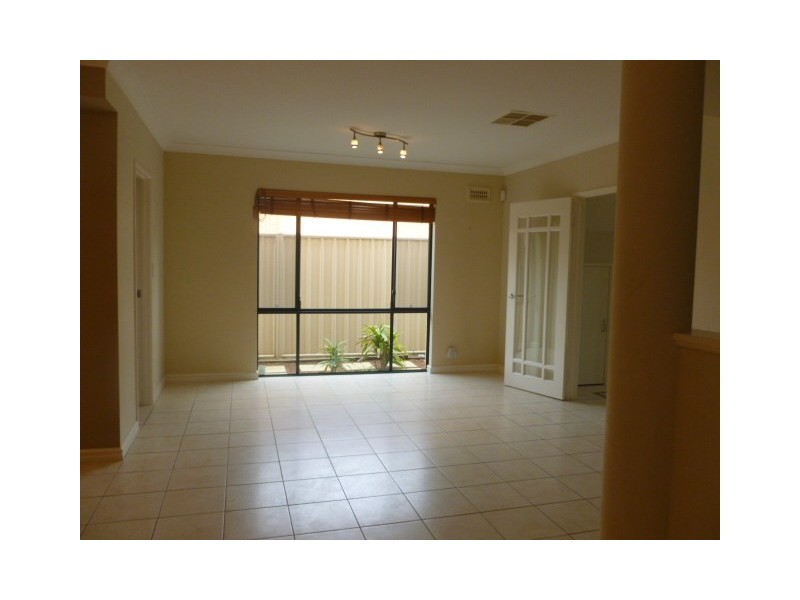 3/2 Marlow Street, Wembley WA 6014