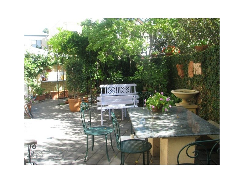 27 Tallow Tree Crescent, Subiaco WA 6008