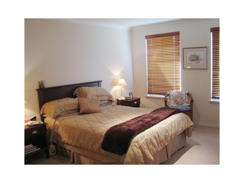 27 Tallow Tree Crescent, Subiaco WA 6008