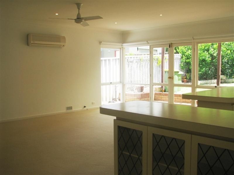 15 Leura Street, Nedlands WA 6009