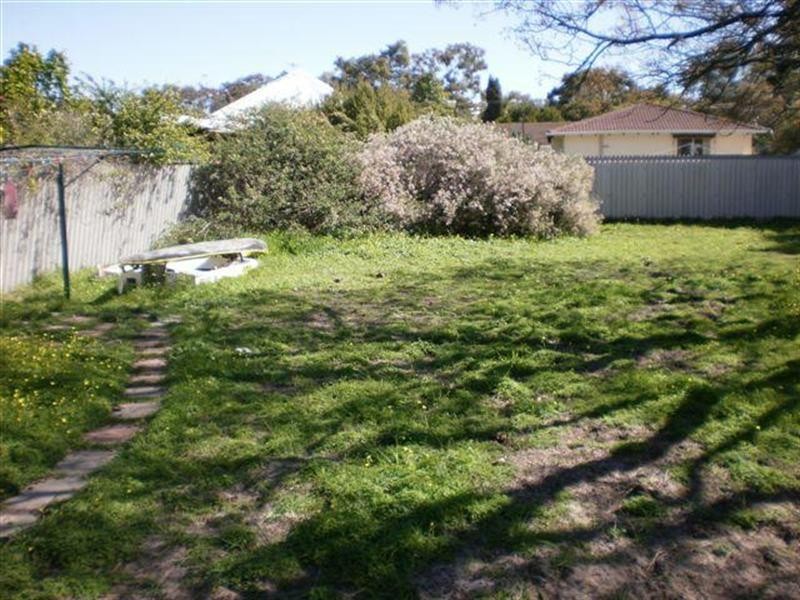 39 Adderley Street, Mount Claremont WA 6010