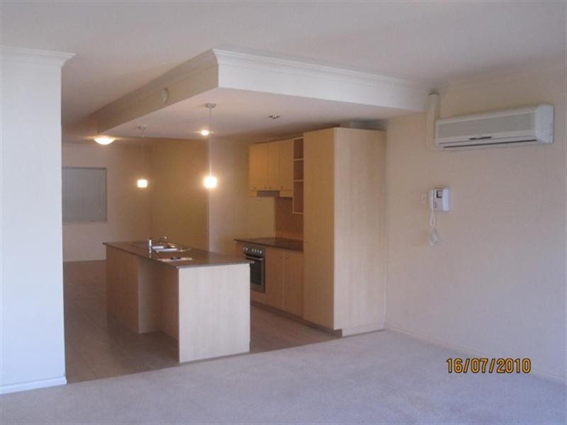 4/2 Agnew Way, Subiaco WA 6008