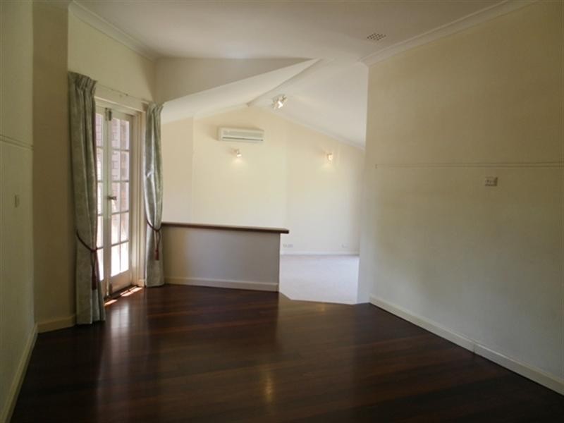 3 Dumfries Road, Floreat WA 6014