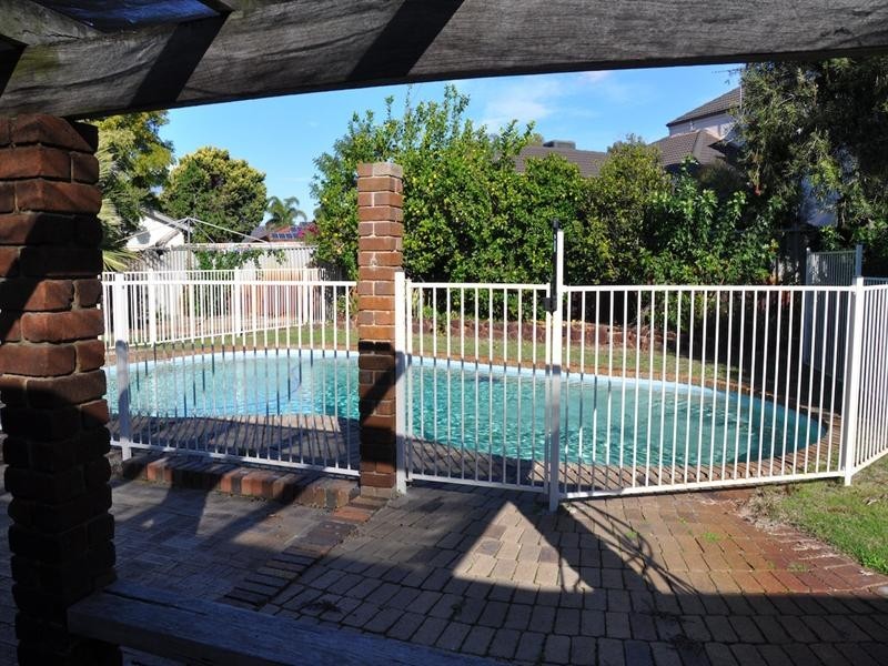 3 Dumfries Road, Floreat WA 6014