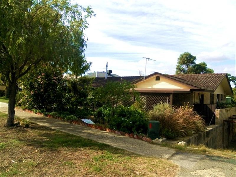 70b Brompton Road, Wembley Downs WA 6019