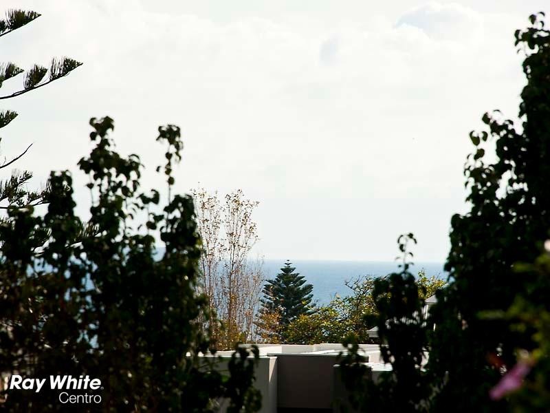 32 Hovea Crescent, City Beach WA 6015