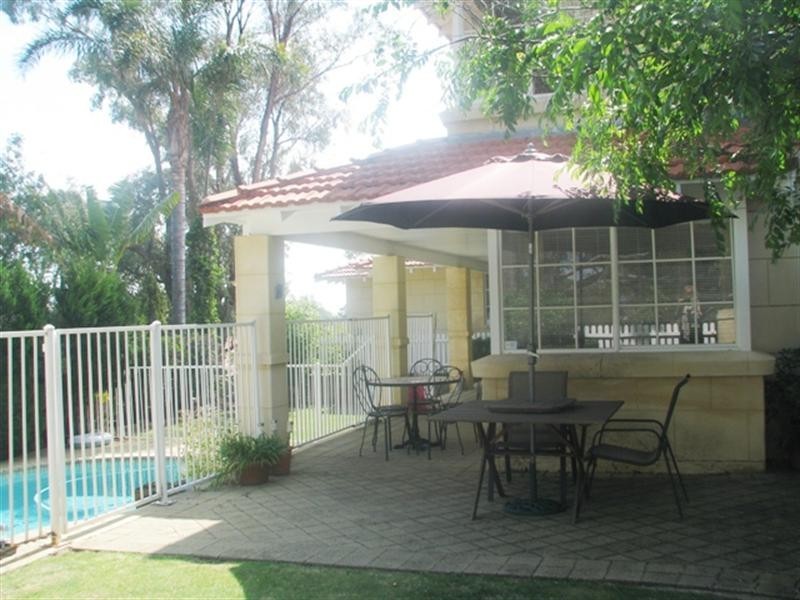 27 Tilton Terrace, City Beach WA 6015