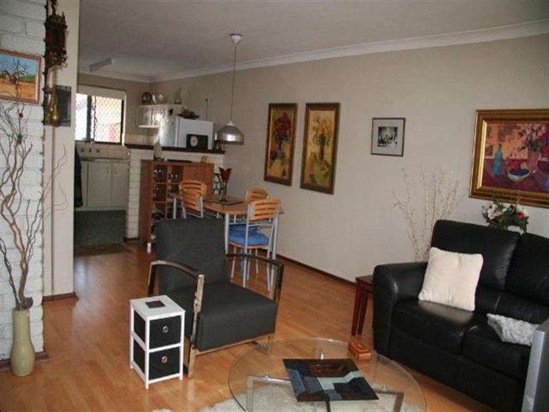 10/6 Leslie Street, Mandurah WA 6210