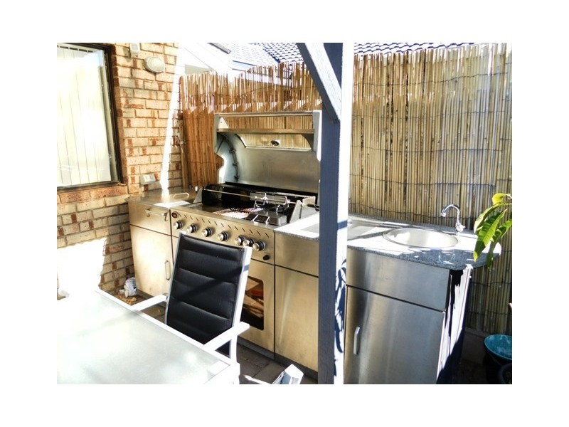 2/212 Salvado Road, Wembley WA 6014