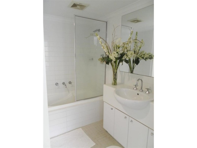 17/8 Bay Road, Claremont WA 6010