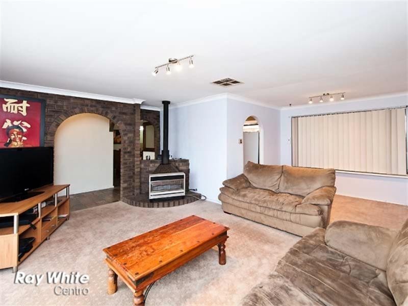 31 Edgewater Drive, Edgewater WA 6027