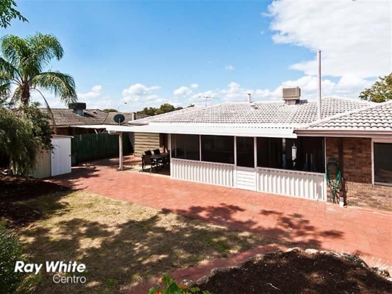 31 Edgewater Drive, Edgewater WA 6027