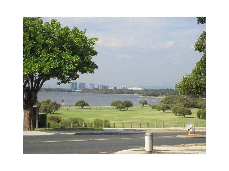 10/177 Mill Point Road, South Perth WA 6151