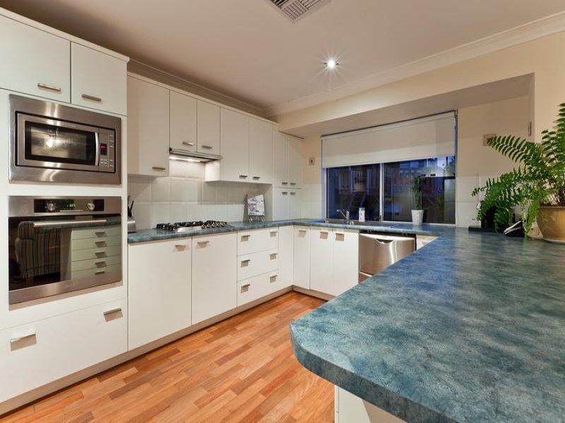 5a Deane Street, Cottesloe WA 6011