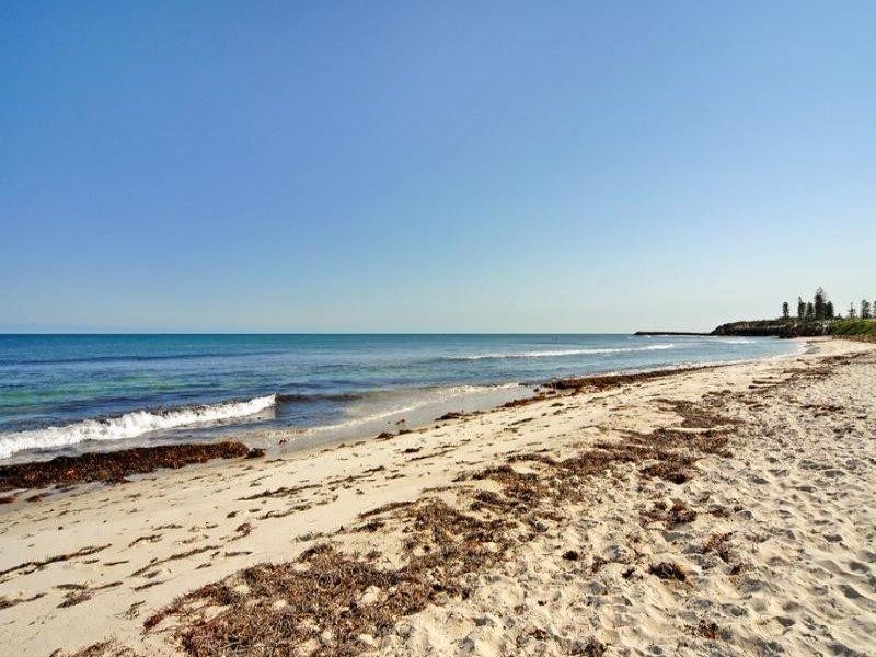 5a Deane Street, Cottesloe WA 6011