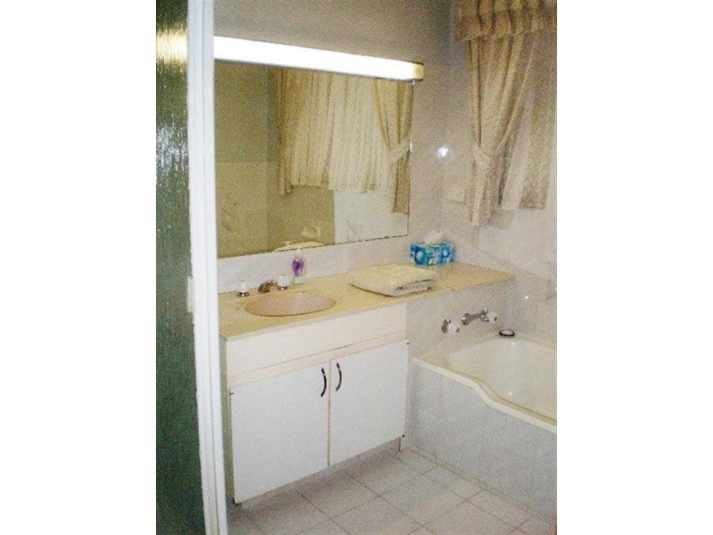 18 Mereworth Road, Thornlie WA 6108