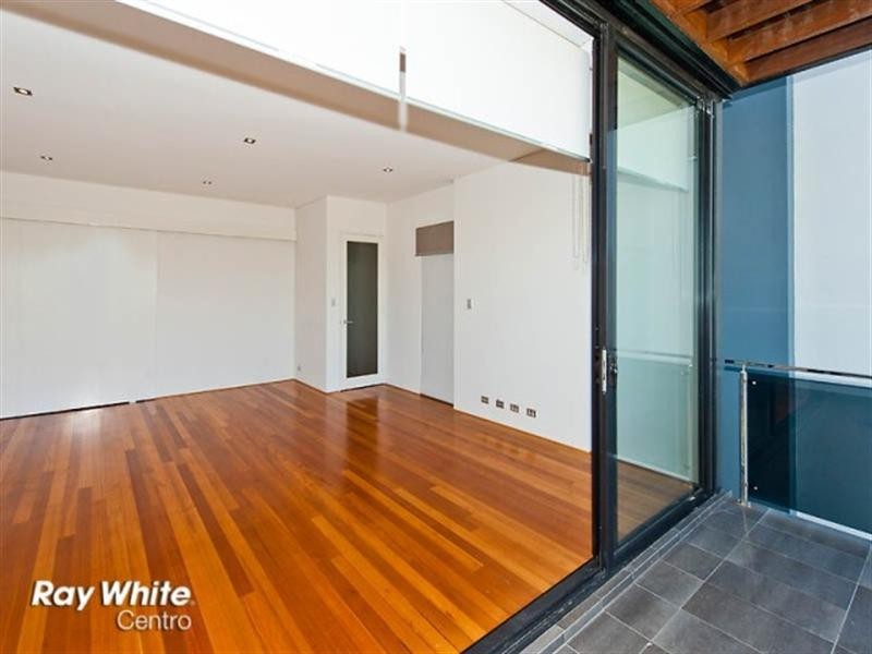 62 Rossello Lane, Subiaco WA 6008