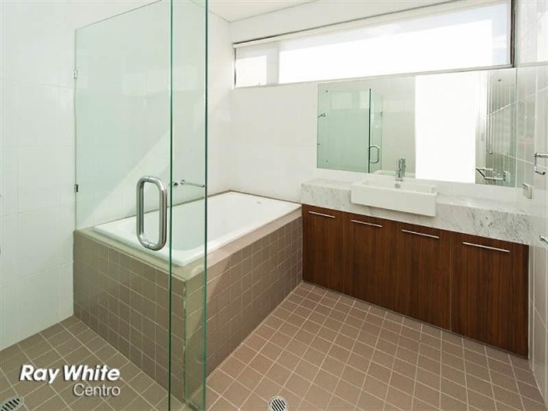 62 Rossello Lane, Subiaco WA 6008