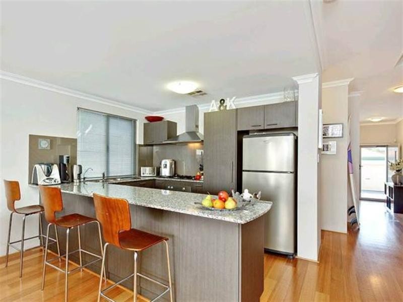 3/86 Salvado Road, Wembley WA 6014