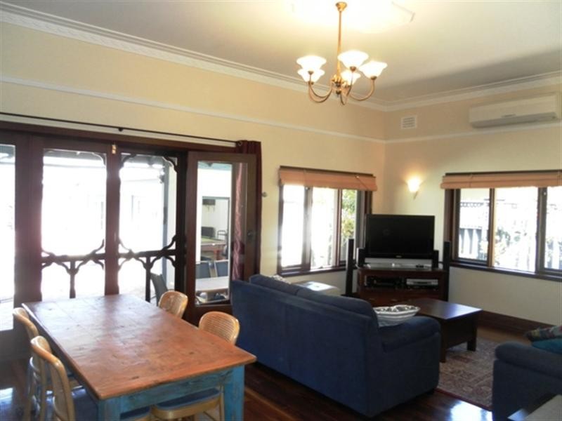 13 Willcock Avenue, Daglish WA 6008