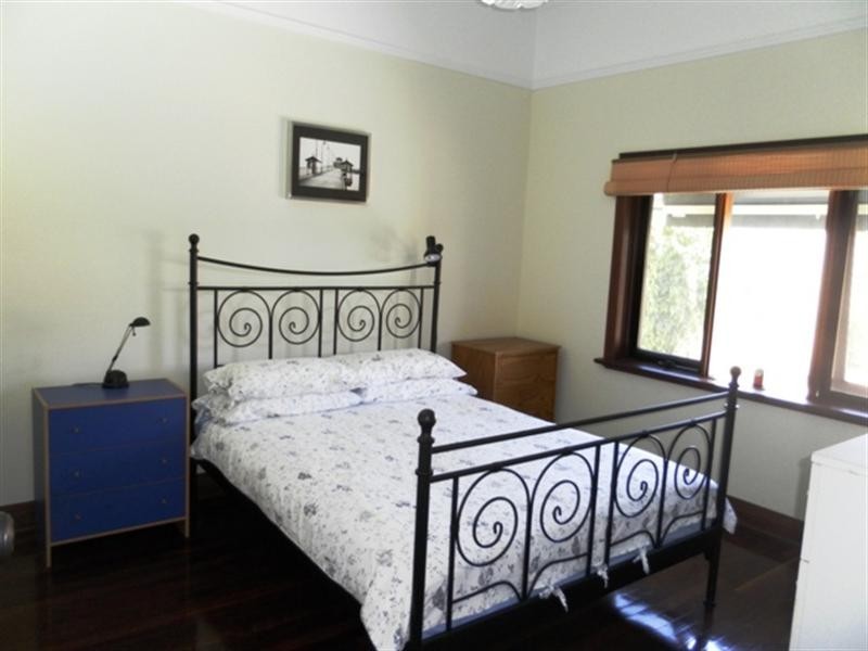 13 Willcock Avenue, Daglish WA 6008