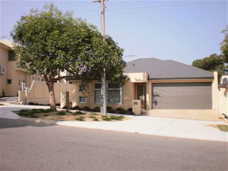 9b Escot Road, Innaloo WA 6018