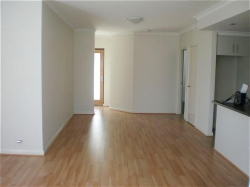 9b Escot Road, Innaloo WA 6018